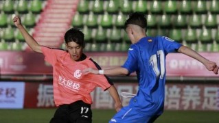  西汉姆联铁血防守逼平豪门收获宝贵一分