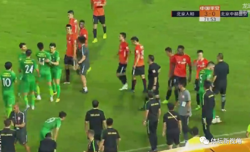  热那亚港口德比火药味浓，双方爆发大规模冲突